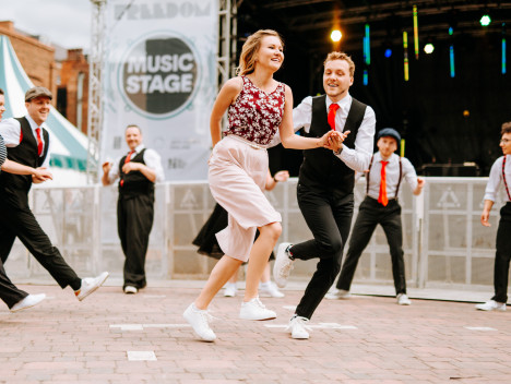 Dancers performing with Kingston Swing
